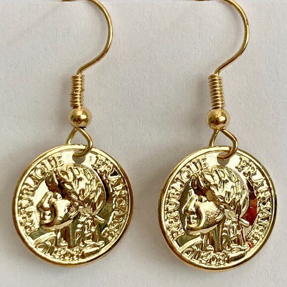 Vintage French Republique Faux Coin Earrings Dangle Gold Plated Wire France - Picture 8 of 8